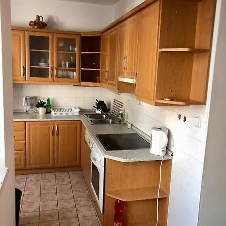 公寓 Apartman Karolina *