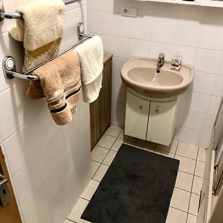 Apartman Karolina 兹林